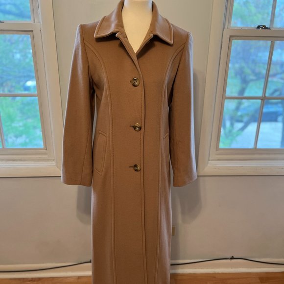 Liz Claiborne Jackets & Blazers - Liz Claiborne long women’s camel hair winter coat, size 6, never worn